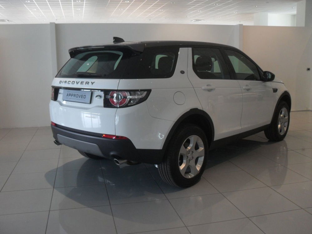 Land Rover Discovery Sport usata a Cosenza (2)