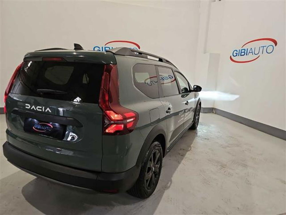 Dacia Jogger nuova a Palermo (8)