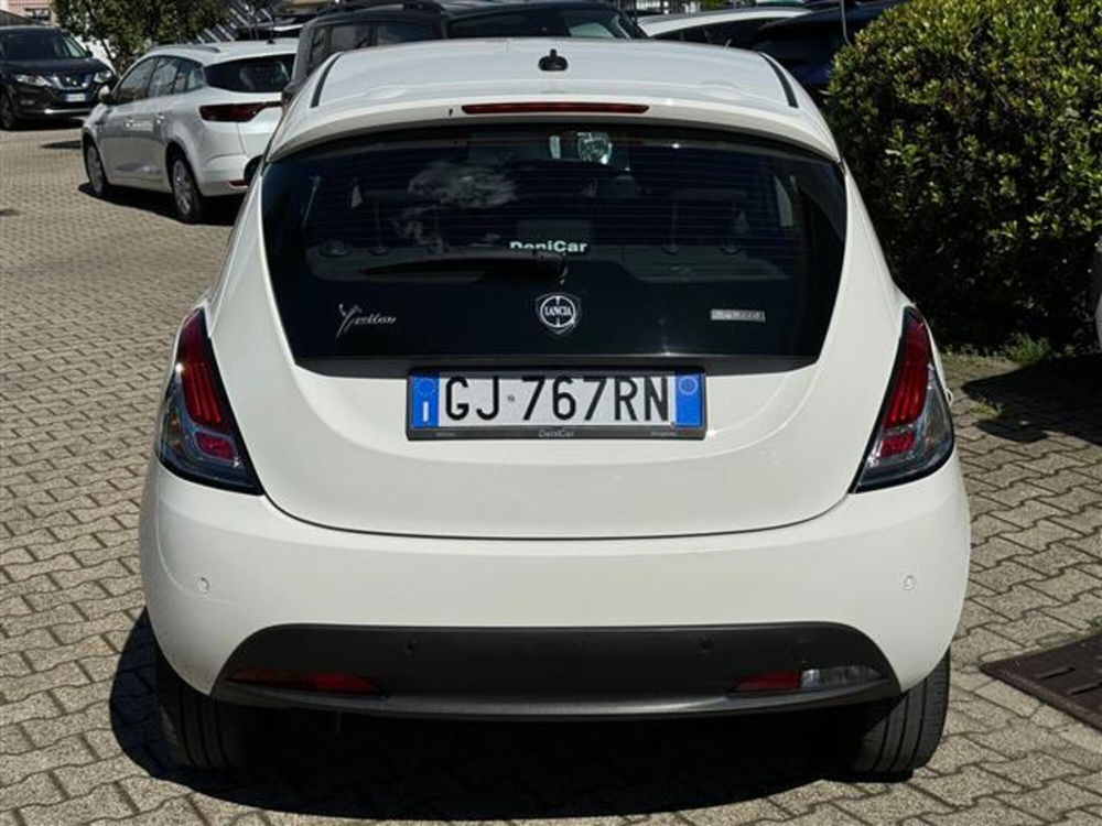 Lancia Ypsilon usata a Pavia (7)