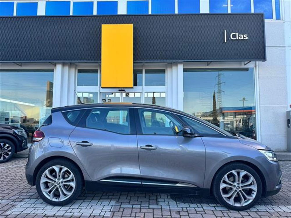 Renault Scenic E-Tech Electric usata a Livorno (8)