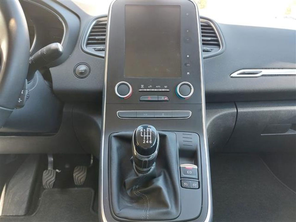 Renault Scenic E-Tech Electric usata a Livorno (9)