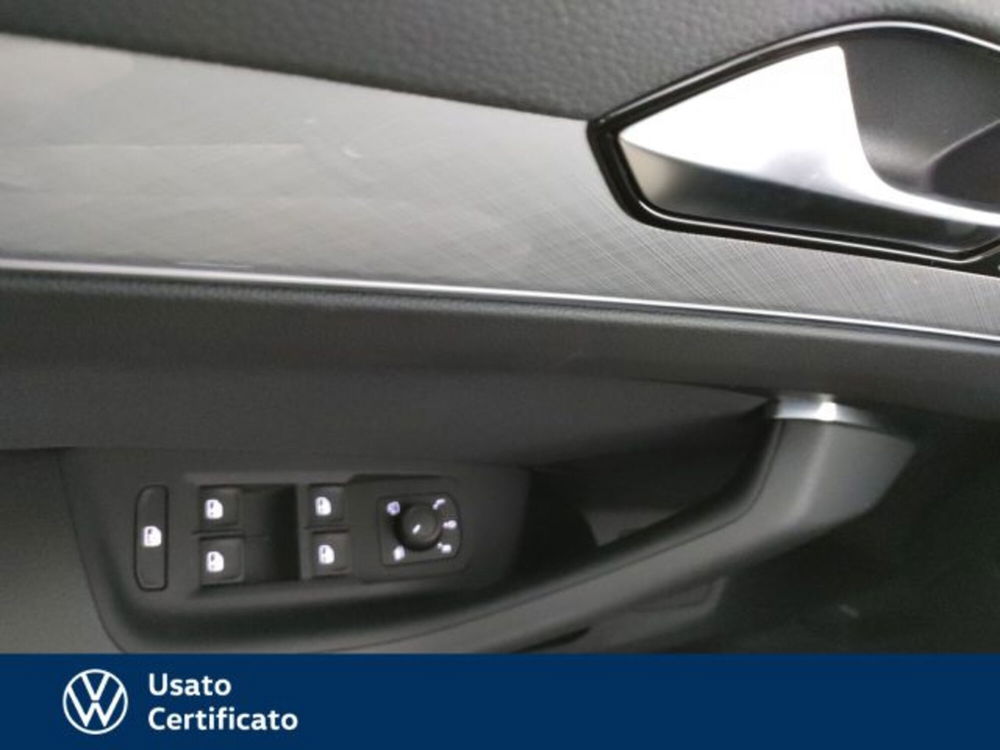 Volkswagen Passat Variant nuova a Vicenza (16)