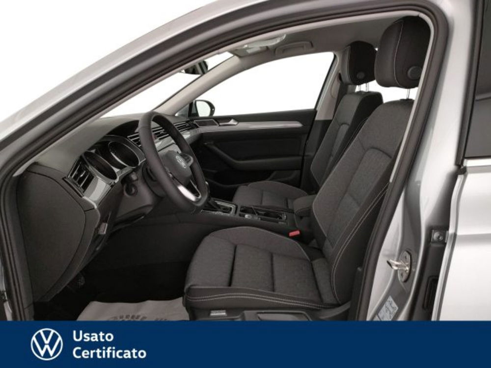 Volkswagen Passat Variant nuova a Vicenza (7)