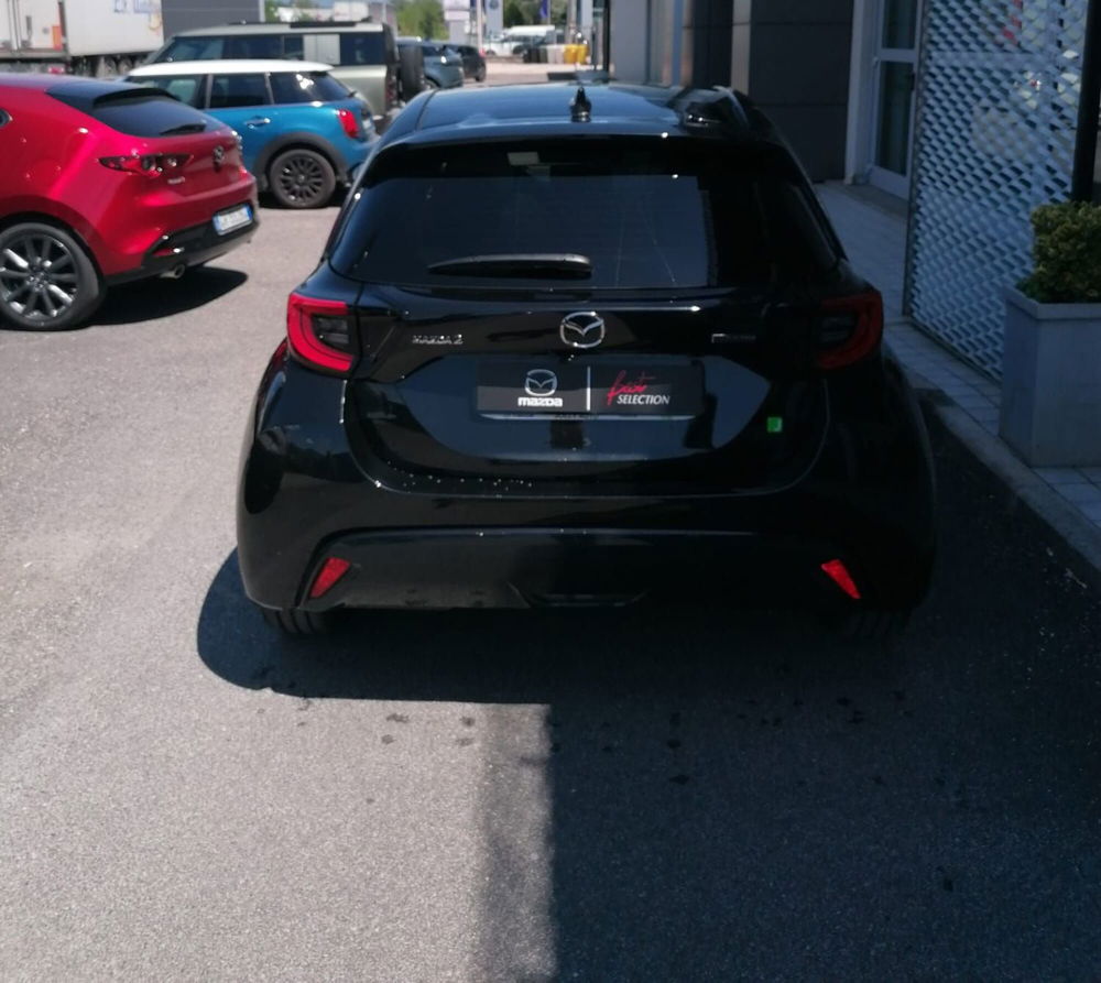 Mazda Mazda2 Hybrid nuova a Frosinone (4)