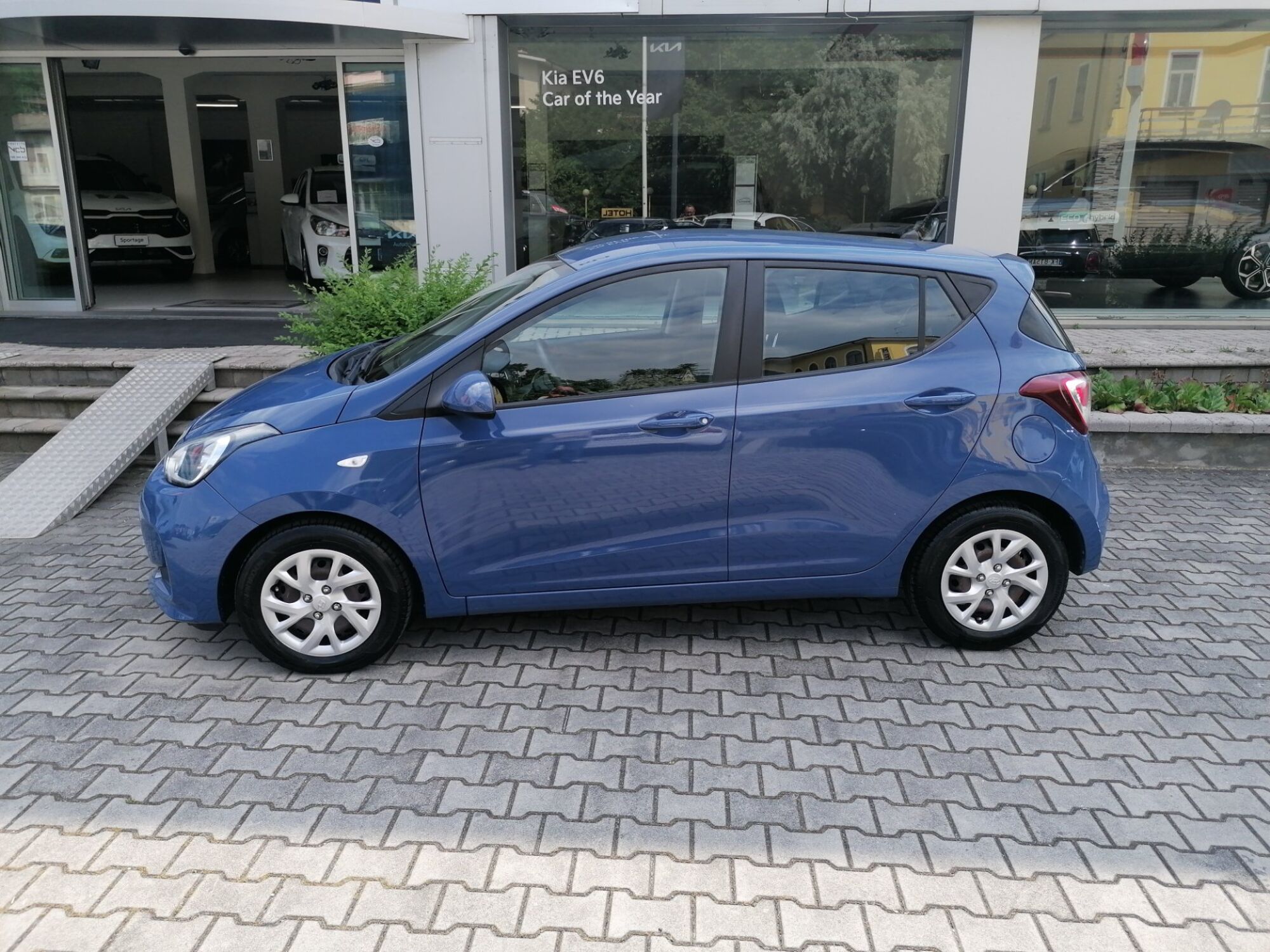 Hyundai i10 1.0 MPI Classic  del 2017 usata a Brescia