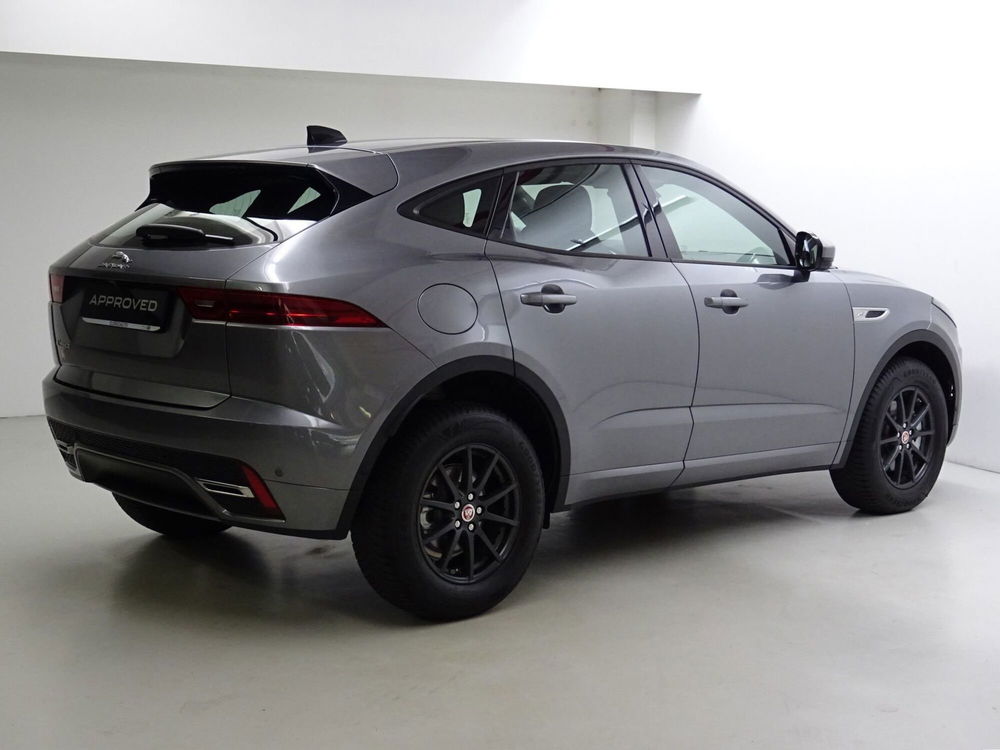 Jaguar E-Pace usata a Como (2)