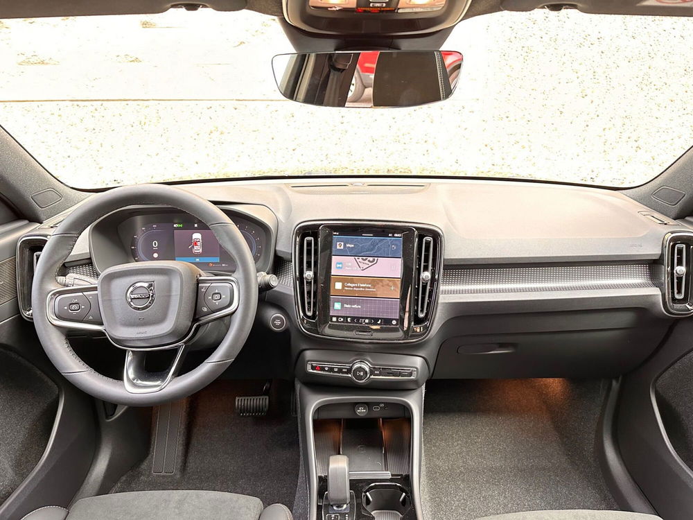 Volvo XC40 nuova a Bergamo (4)