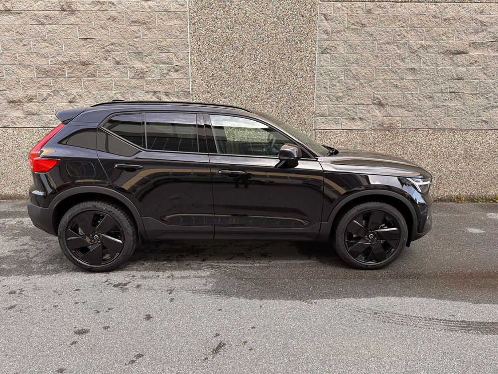 Volvo XC40 nuova a Bergamo (6)