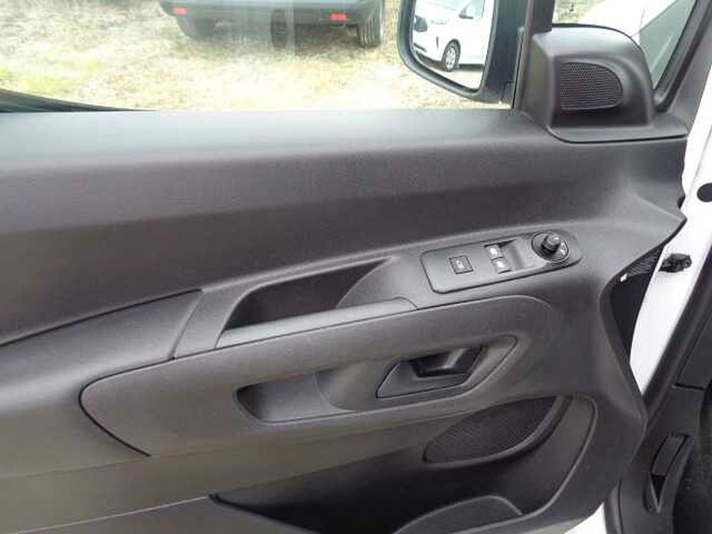 Opel Combo Furgone usata a Treviso (15)