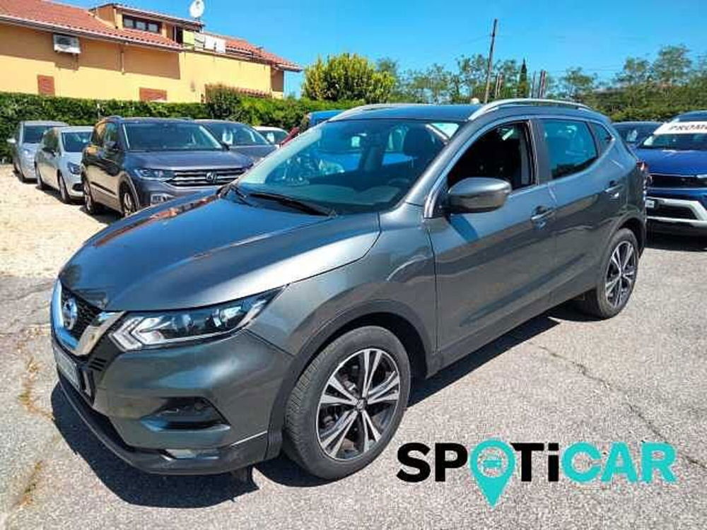 Nissan Qashqai usata a Roma