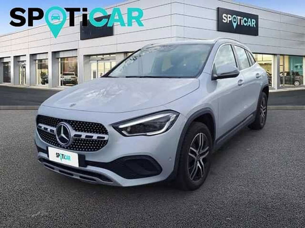 Mercedes-Benz GLA SUV usata a Roma (3)