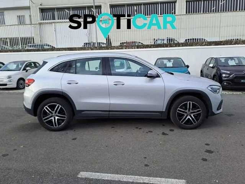 Mercedes-Benz GLA SUV usata a Roma (5)