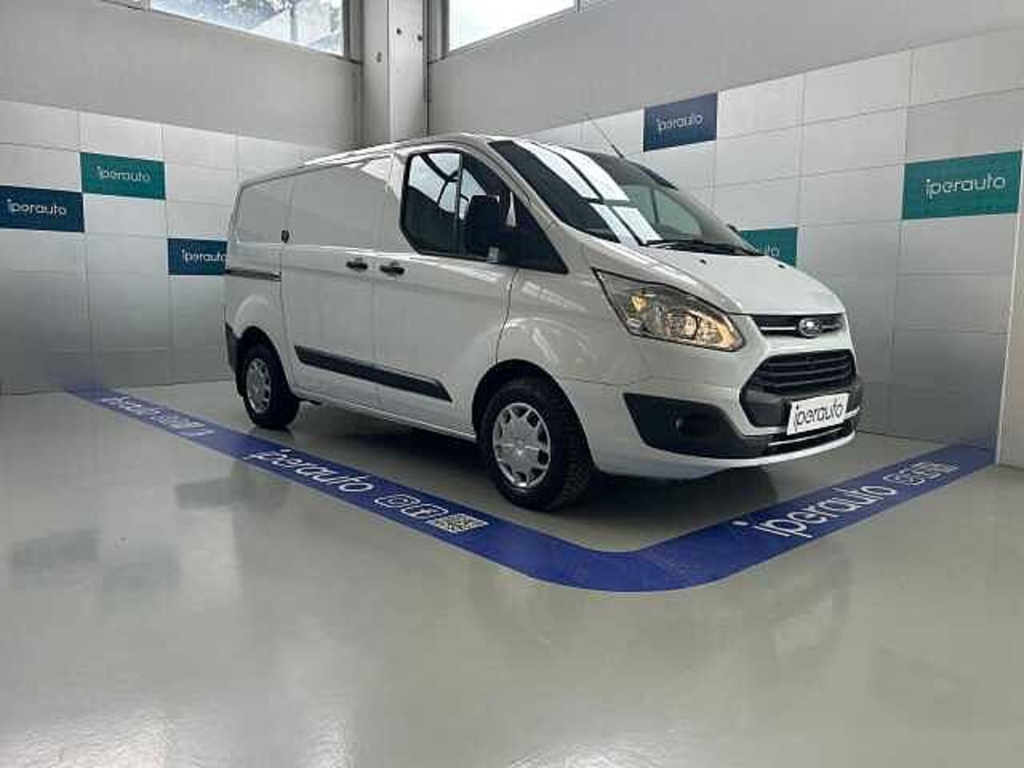 Ford Transit Custom Furgone 290 2.0 TDCi 130 PC-DC Furgone Trend del 2017 usata a Bergamo