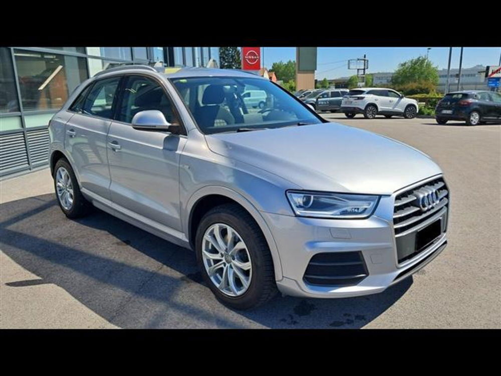 Audi Q3 2.0 TDI 120 CV  del 2016 usata a Asti (3)