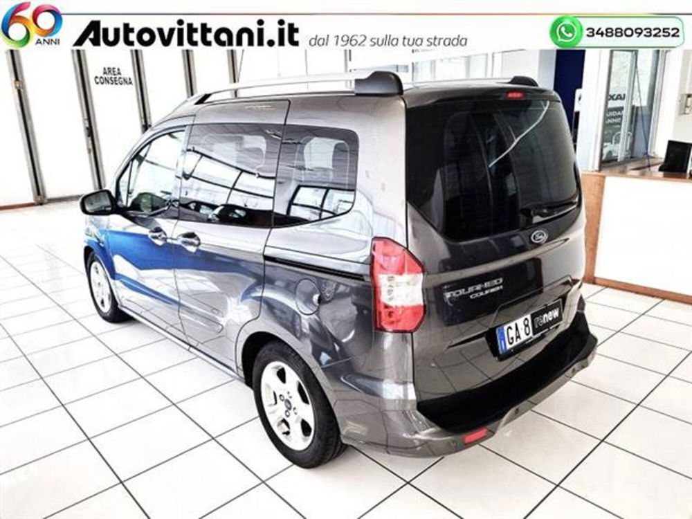 Ford Tourneo Courier usata a Como (7)