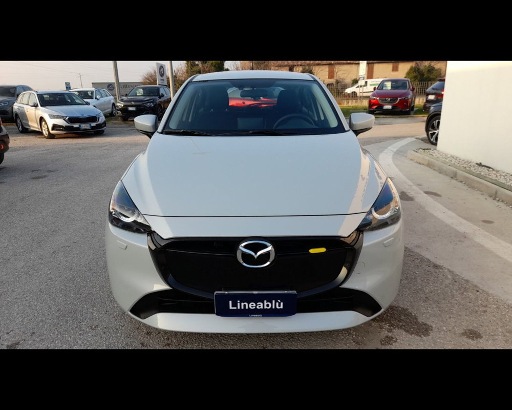 Mazda Mazda2 1.5 e-Skyactiv-G 90 CV M Hybrid Centre-Line nuova a Imola (2)