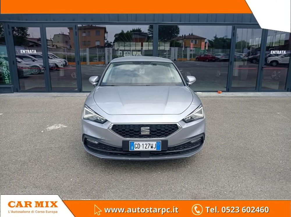 SEAT Leon 1.5 eTSI 150 CV DSG Business del 2021 usata a Piacenza (2)