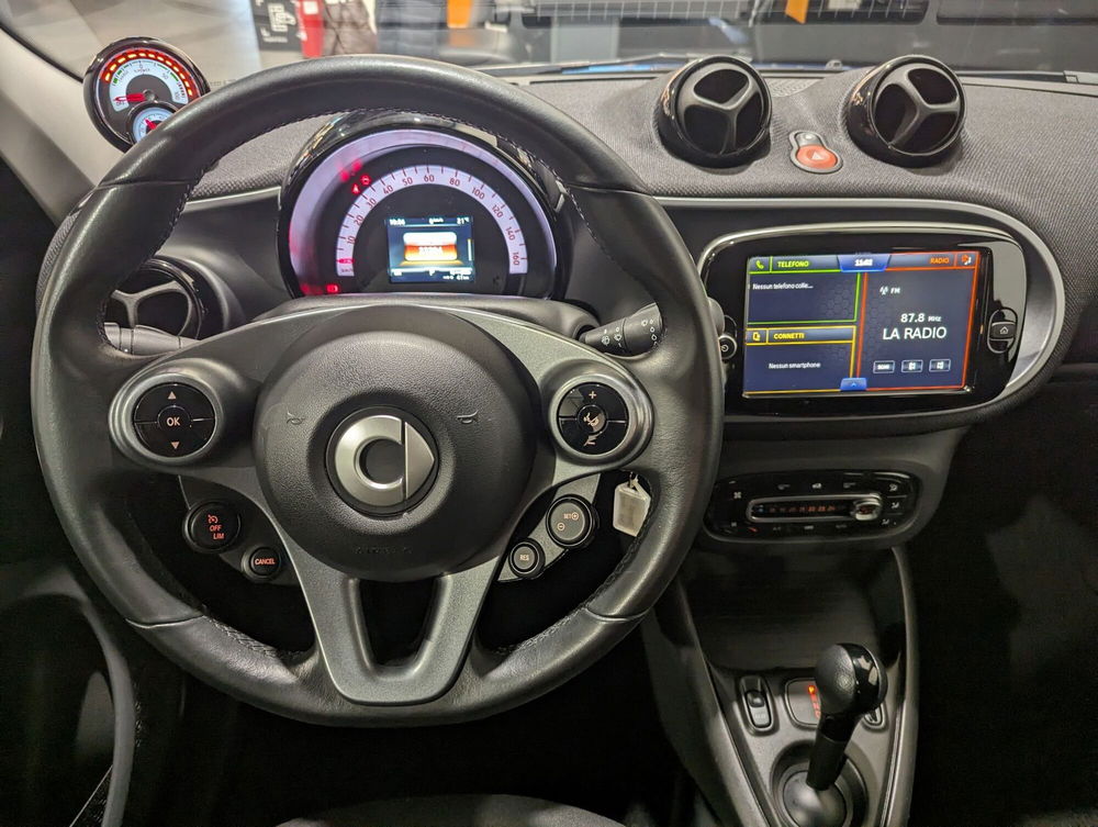 smart forfour usata a Trento (9)