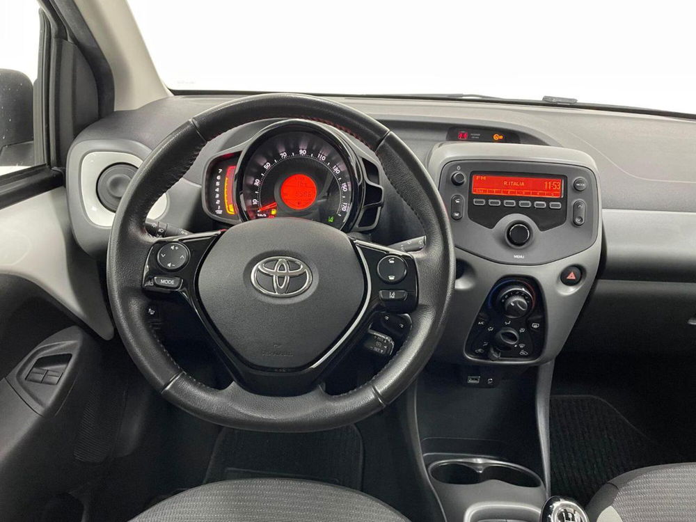 Toyota Aygo usata a Como (10)