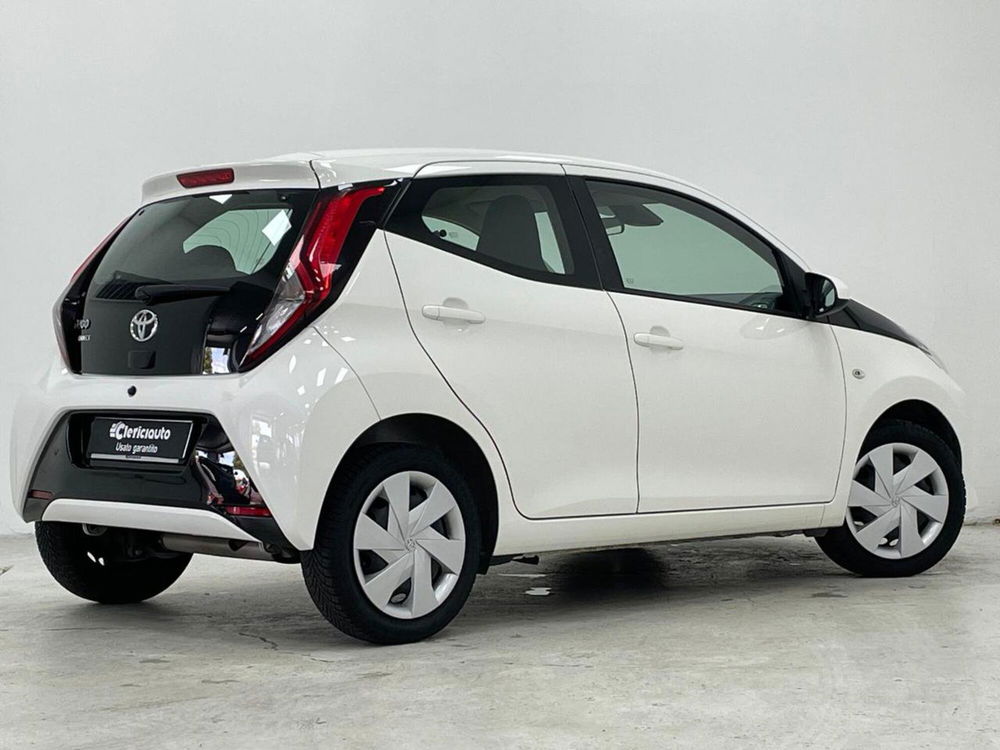 Toyota Aygo usata a Como (2)