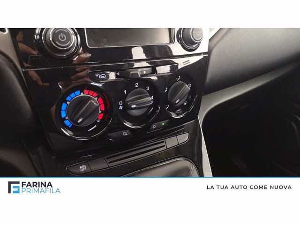 Lancia Ypsilon usata a Napoli (14)