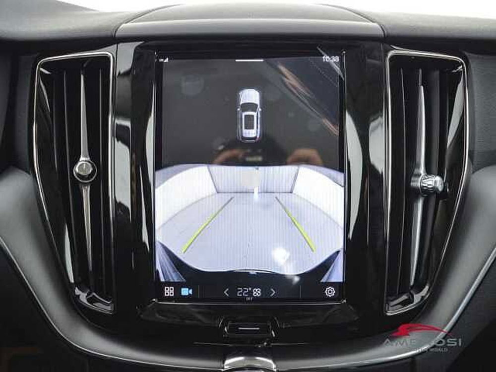 Volvo XC60 nuova a Viterbo (14)