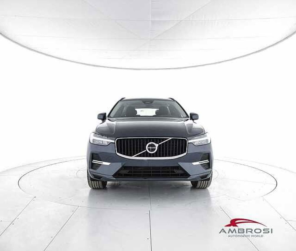 Volvo XC60 nuova a Viterbo (5)