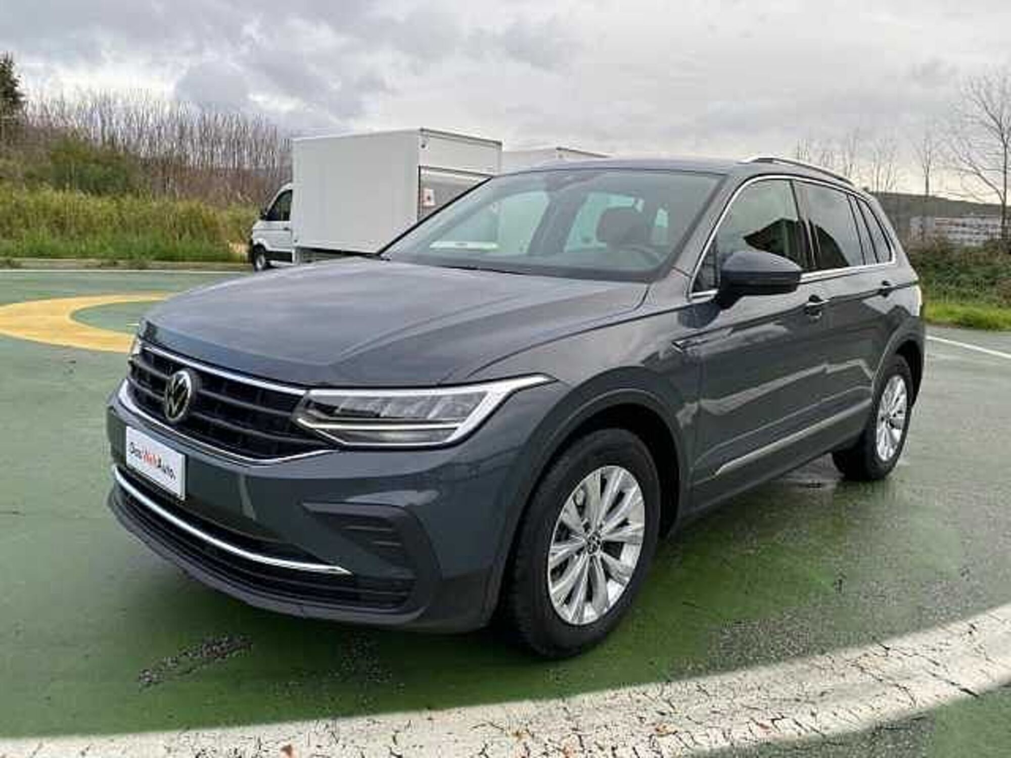 Volkswagen Tiguan 2.0 tdi Life 150cv dsg del 2021 usata a Pozzuoli