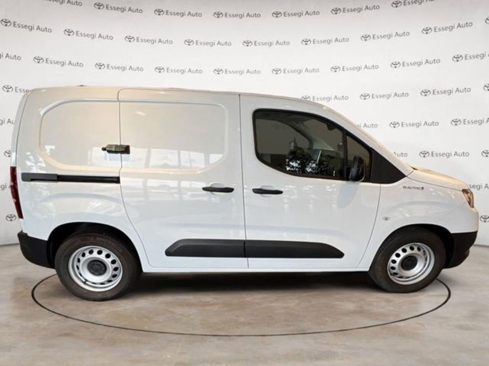 Toyota Proace City Electric nuova a Vercelli (13)