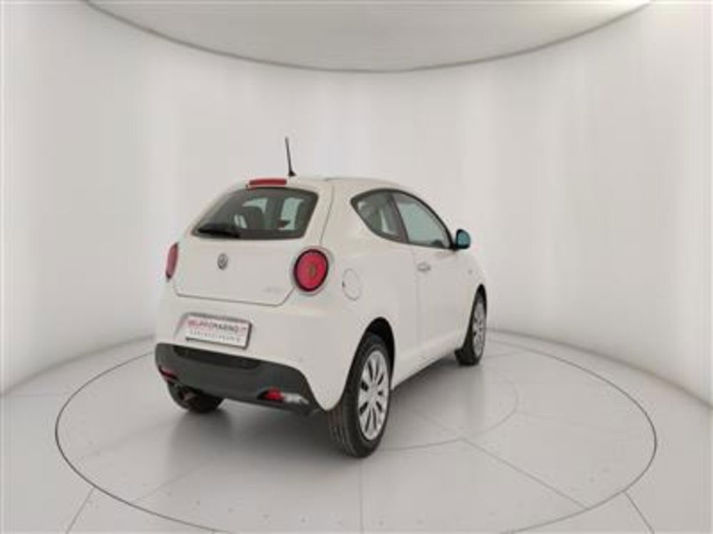 Alfa Romeo MiTo usata a Bari (7)