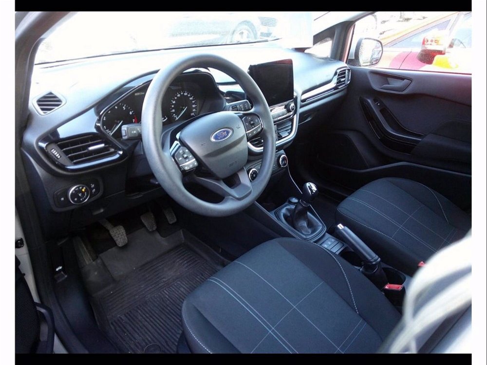 Ford Fiesta 1.1 75 CV GPL 5 porte del 2021 usata a Catania (5)