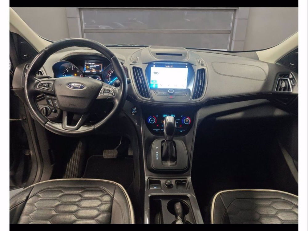 Ford Kuga 2.0 TDCI 180 CV S&S 4WD Powershift Vignale  del 2019 usata a Catania (5)