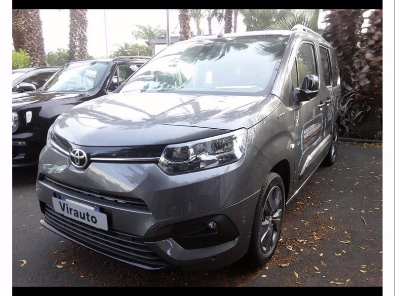 Toyota Proace City Verso Electric City Verso Electric 50kWh L1 Short D Lounge nuova a Catania