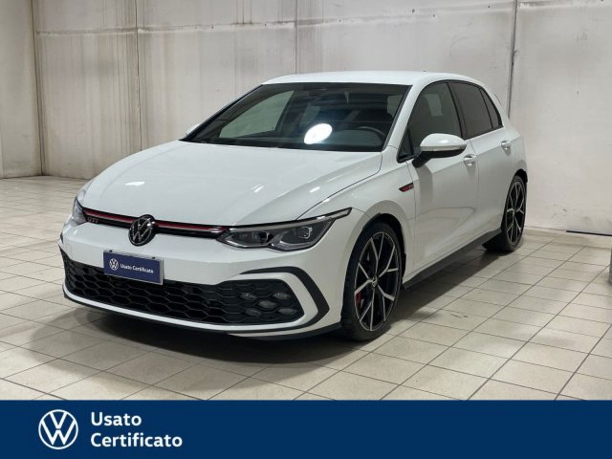 Volkswagen Golf 2.0 tsi GTI MT Ultimate 245cv del 2023 usata a Arzignano