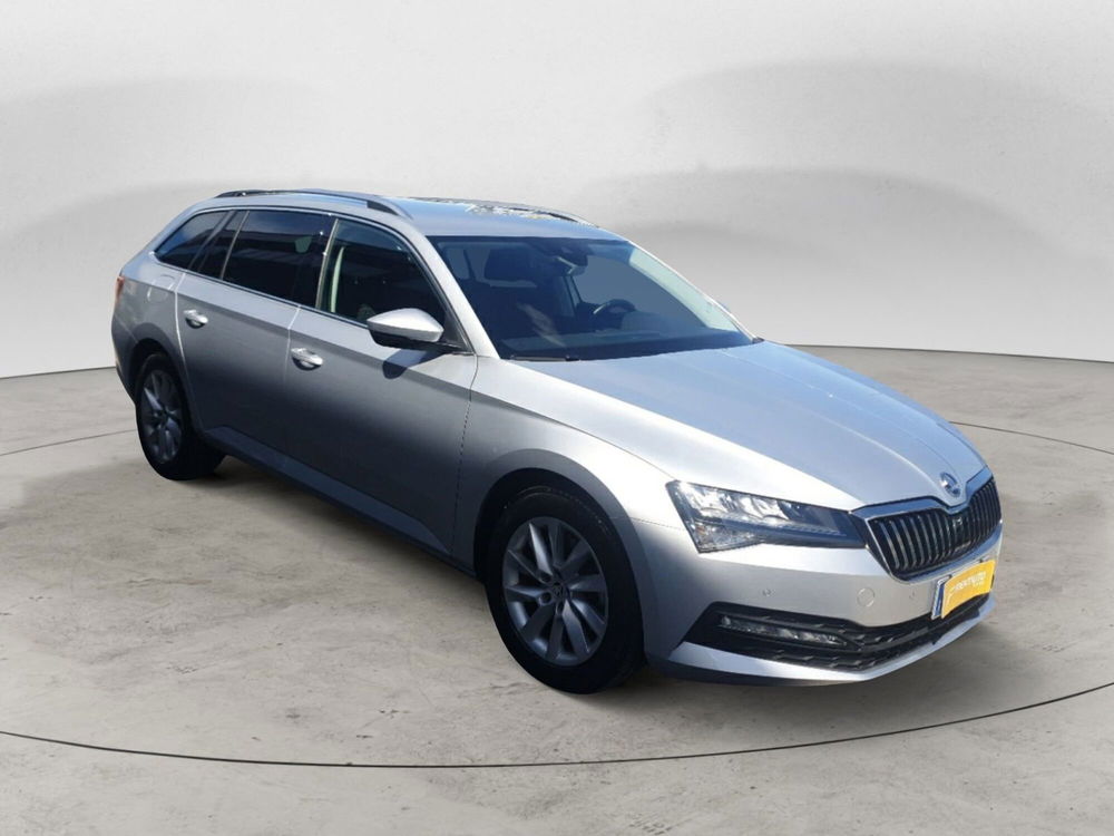 Skoda Superb Station Wagon usata a Ancona (7)