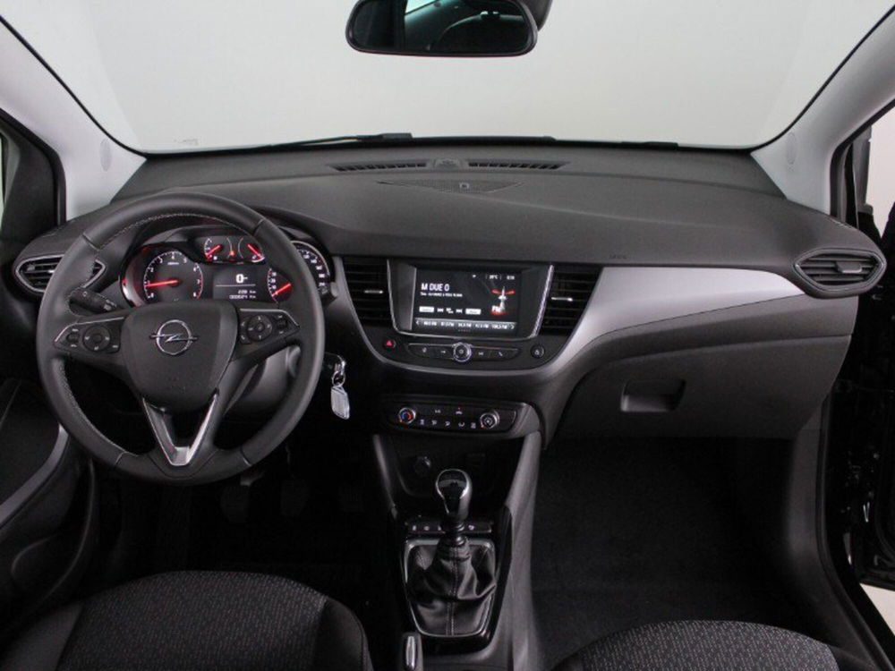 Opel Crossland nuova a Palermo (13)