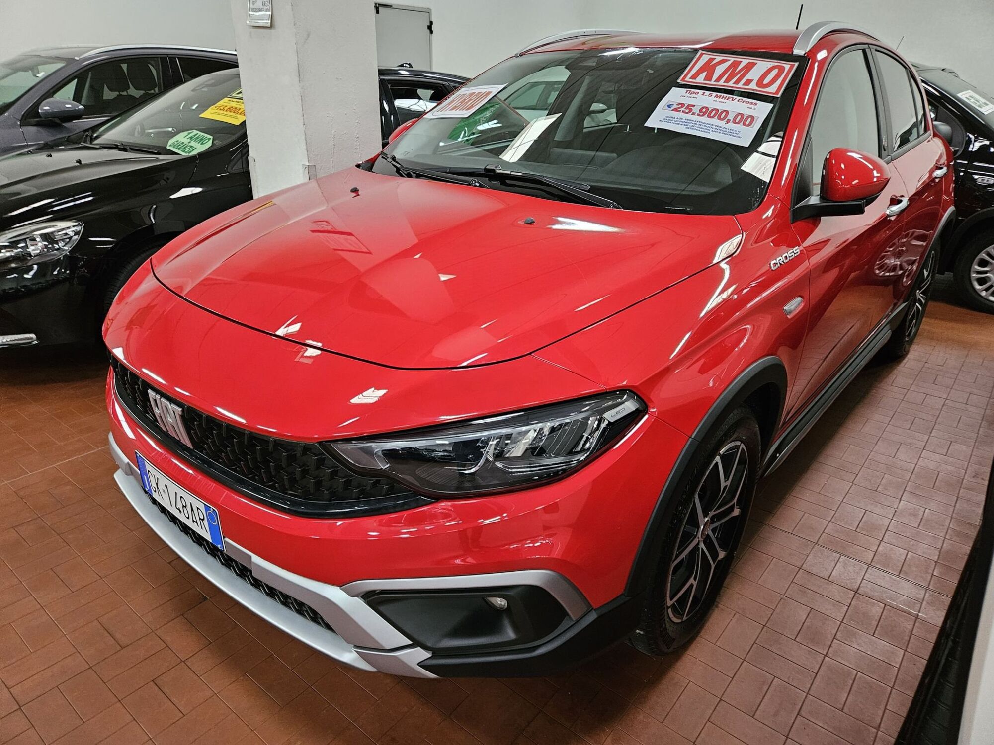 Fiat Tipo Tipo 5p 1.5 t4 hybrid Cross 130cv dct nuova a Altopascio