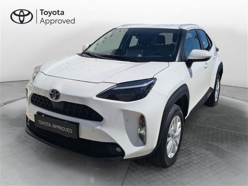 Toyota Yaris Cross 1.5 Hybrid 5p. E-CVT Active del 2022 usata a Cagliari
