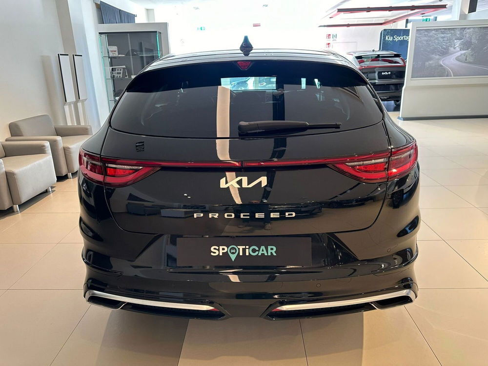 Kia ProCeed 1.5 T-GDI MHEV DCT GT Line  nuova a Cortona (5)