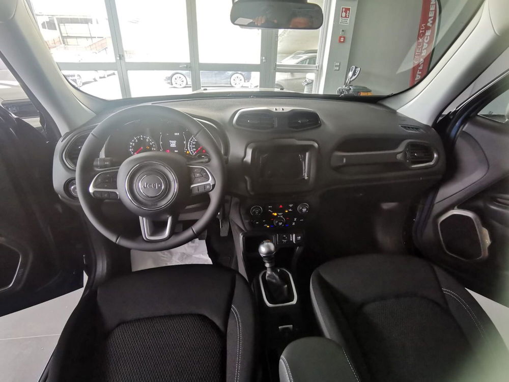 Jeep Renegade nuova a Arezzo (10)