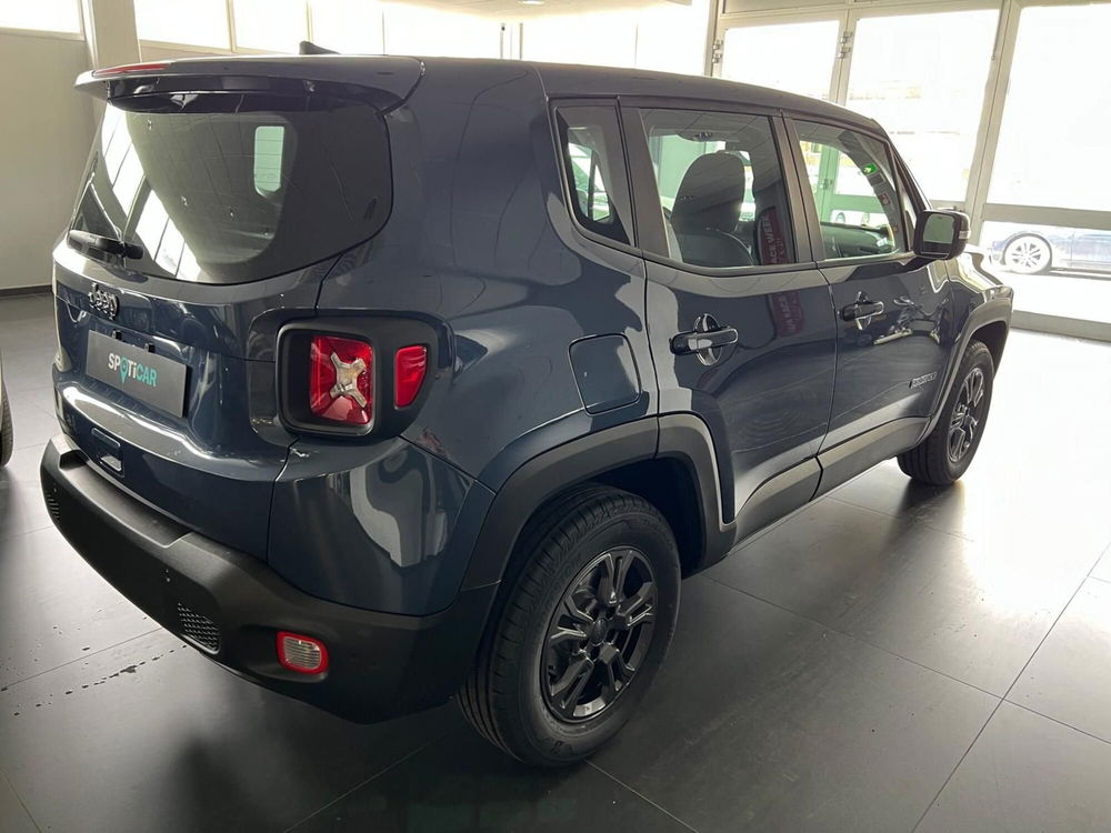 Jeep Renegade nuova a Arezzo (5)