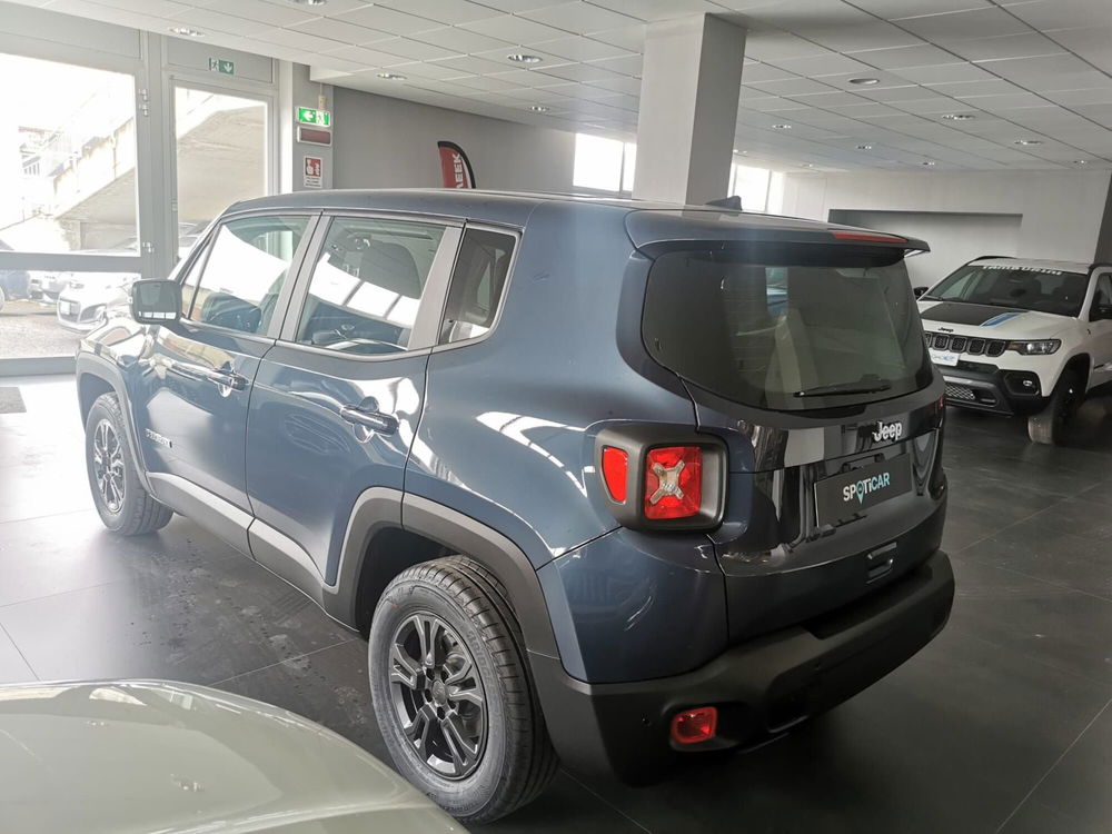 Jeep Renegade nuova a Arezzo (8)