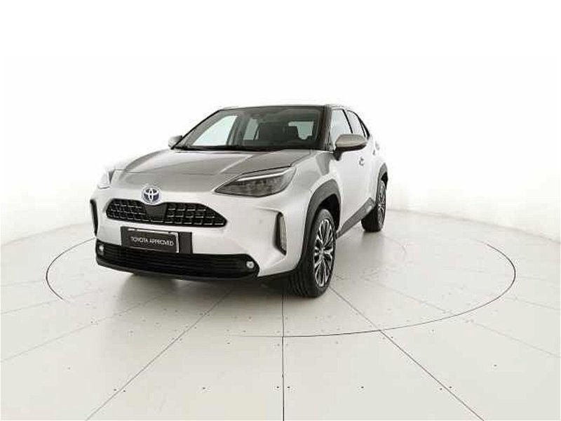 Toyota Yaris Cross 1.5 Hybrid 5p. E-CVT AWD-i Lounge del 2022 usata a San Giovanni Teatino