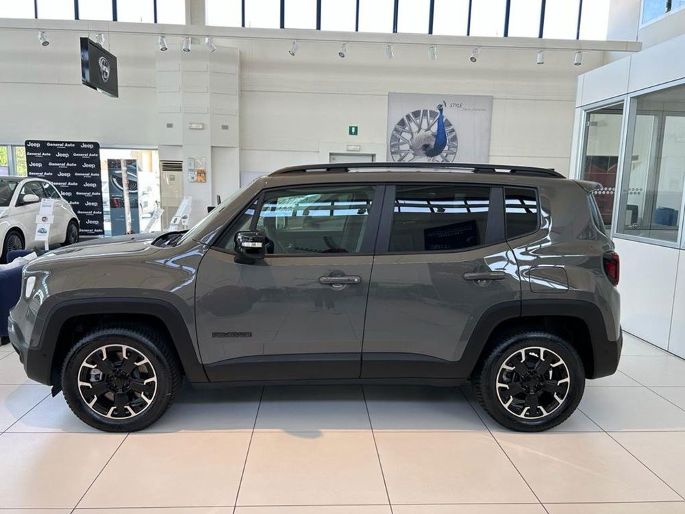 Jeep Renegade nuova a Lucca (6)