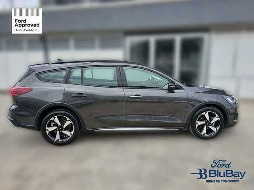 Ford Focus Station Wagon usata a Livorno (4)