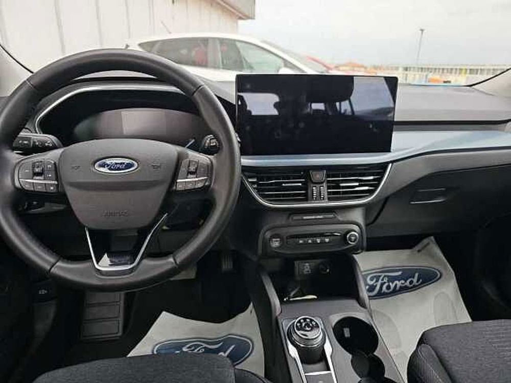 Ford Focus Station Wagon usata a Livorno (5)