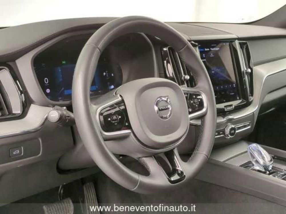 Volvo XC60 usata a Avellino (18)