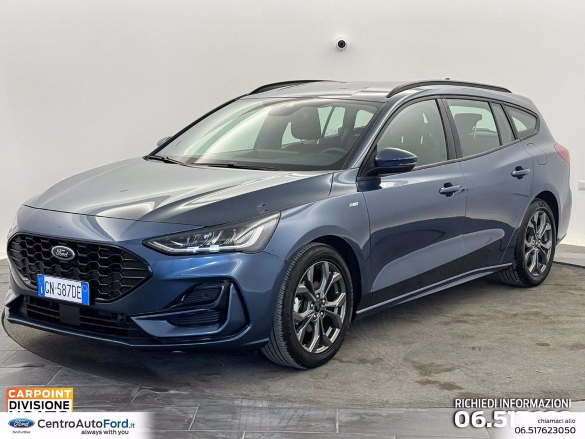 Ford Focus Station Wagon 1.0 EcoBoost 125 CV automatico SW ST-Line  del 2023 usata a Albano Laziale