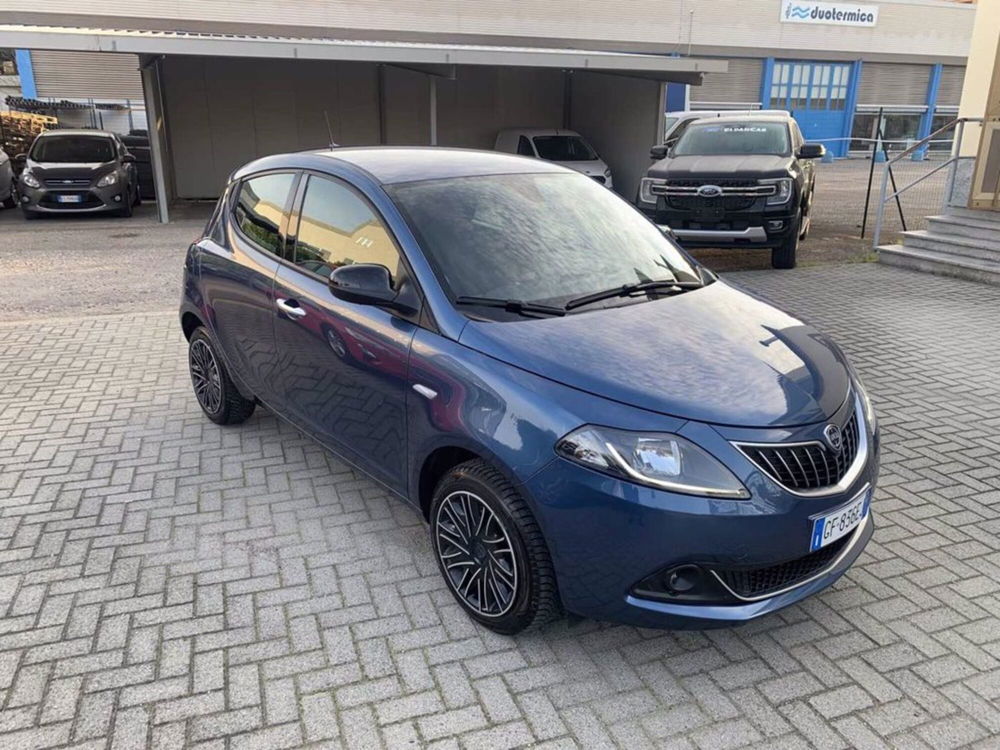 Lancia Ypsilon usata a Milano