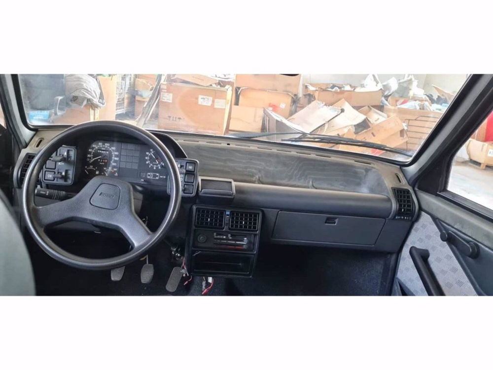 Fiat Uno usata a Milano (8)